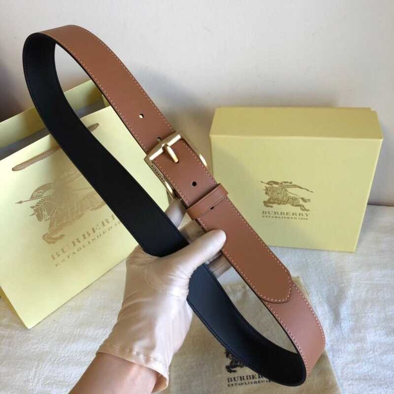 Burberry Men s buckle 3.5cm belt in Reversible cowhide leather