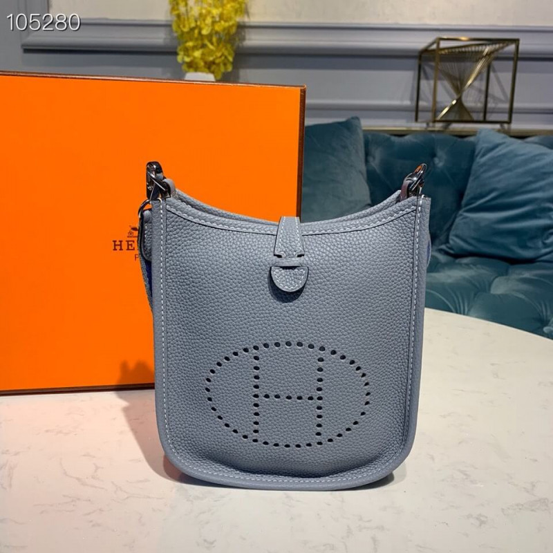 Hermes Evelyne III TPM Bag 20cm in Taurillon Clemence