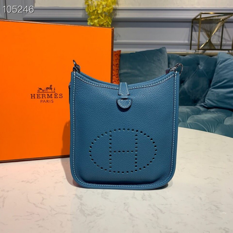 Hermes Evelyne III TPM Bag 20cm in Taurillon Clemence