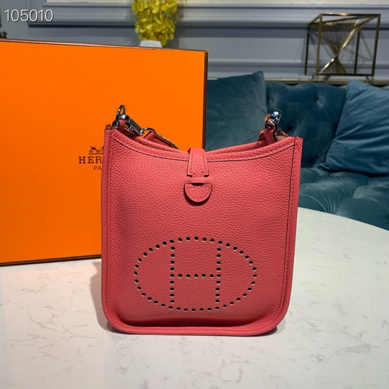 Hermes Evelyne III TPM Bag 20cm in Taurillon Clemence