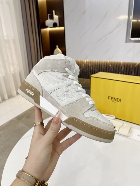 Fendi First layer cowhide sneakers