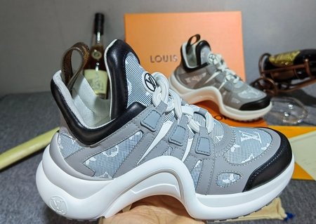 Louis Vuitton Casual shoes