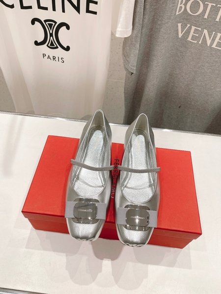 Ferragamo ballet flats