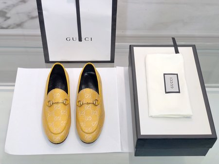 Gucci Classic horsebit loafers