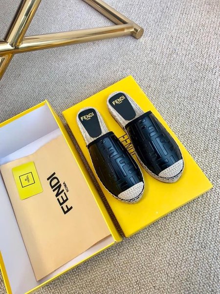 Fendi Slippers Espadrilles