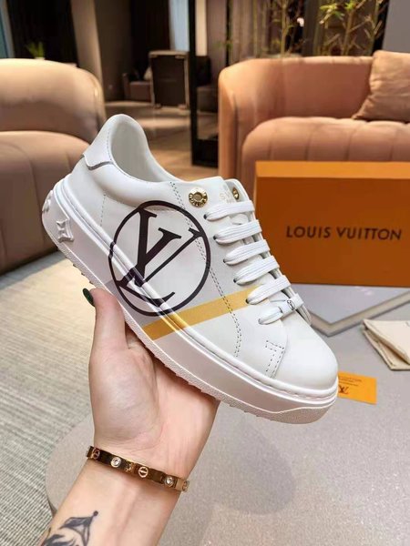 Louis Vuitton Casual shoes leather shoes