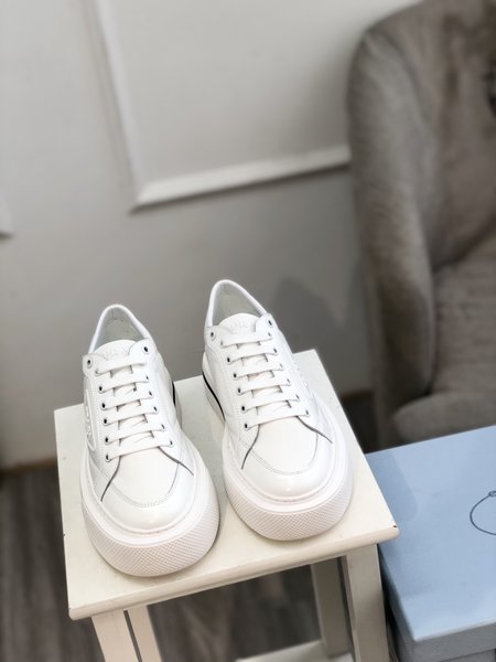 Prada Platform casual sneakers