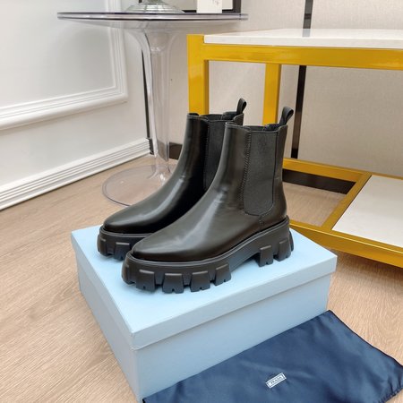 Prada Pointed Chelsea Platform Boots Monolith Boots