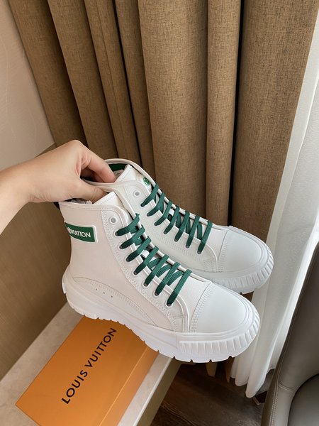 Louis Vuitton Squad High Top sneakers, Fall in love special series