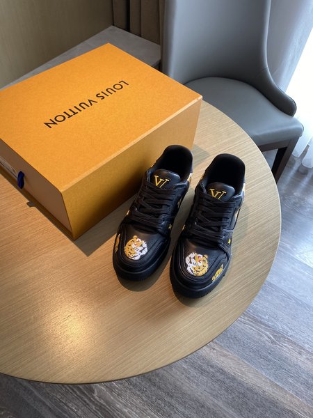 Louis Vuitton LV Trainer sneakers