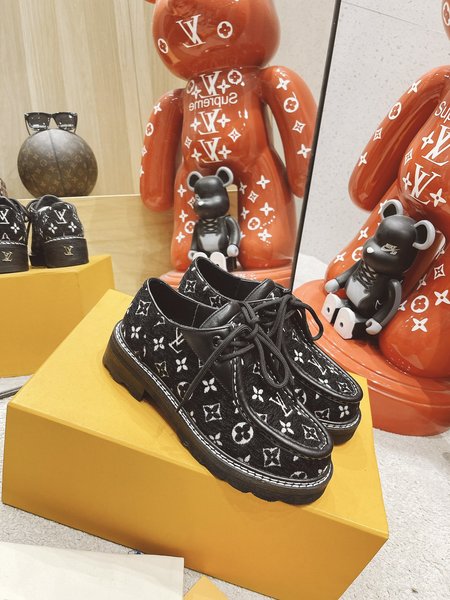 Louis Vuitton retro women s shoes