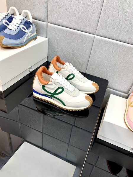 Loewe New casual sports shoes for early spring