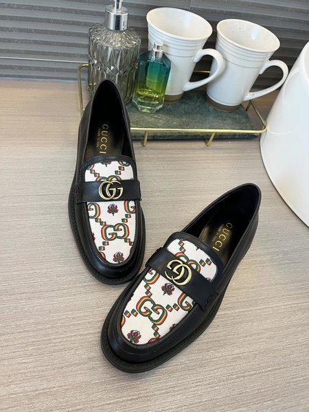 Gucci leather shoes