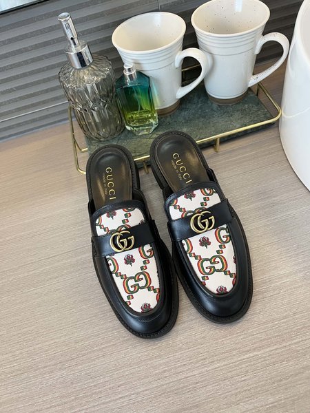 Gucci leather shoes