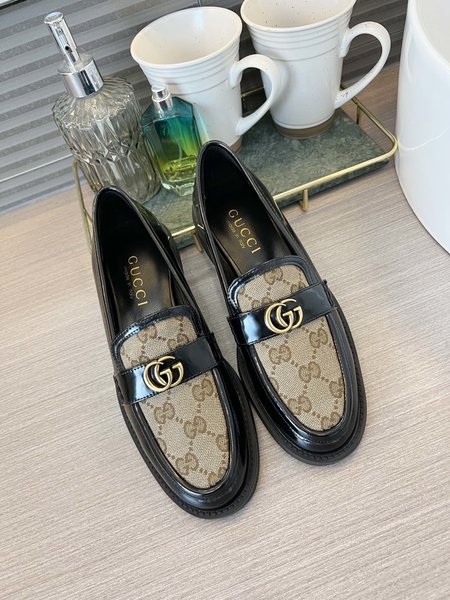 Gucci leather shoes