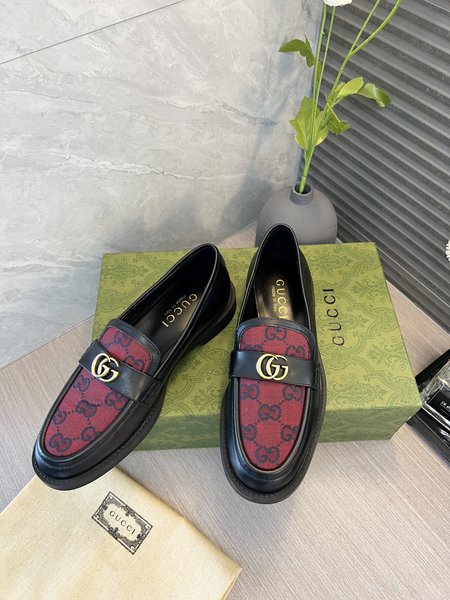 Gucci leather shoes