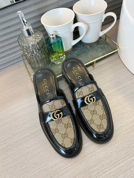 Gucci leather shoes