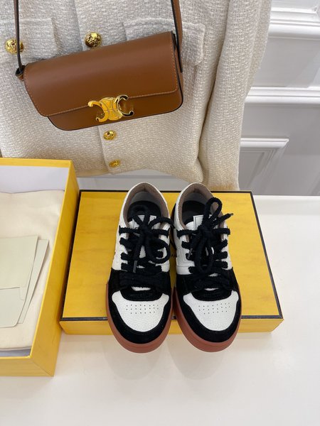 Louis Vuitton Casual shoes