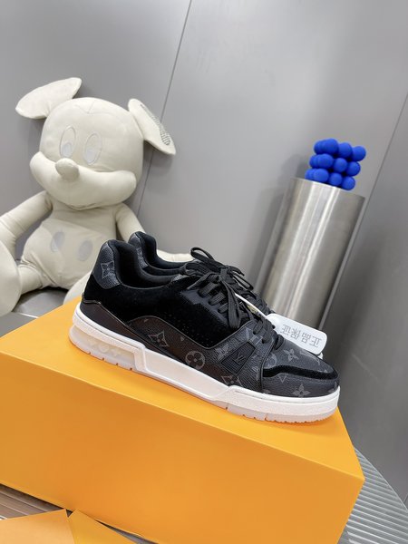 Louis Vuitton Baby Virgin Abloh sneakers