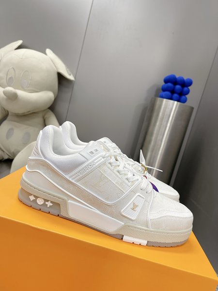 Louis Vuitton Baby Virgin Abloh sneakers