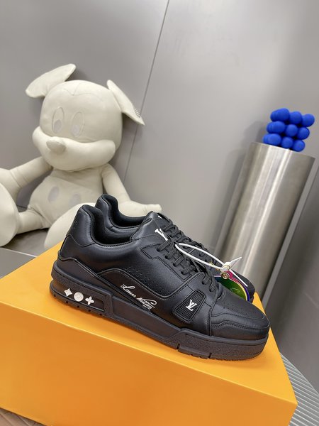 Louis Vuitton Baby Virgin Abloh sneakers