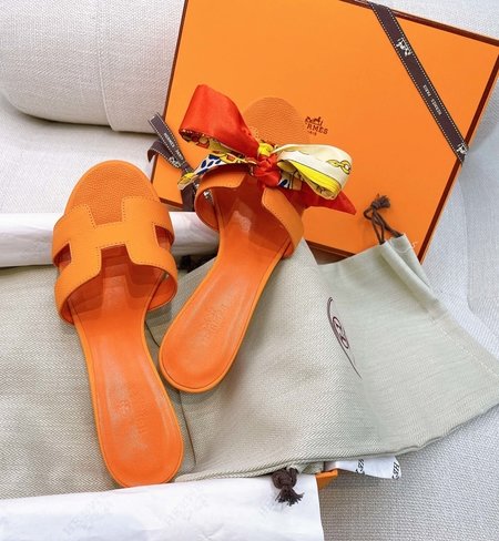 Hermes Oasis mid-heeled sandals