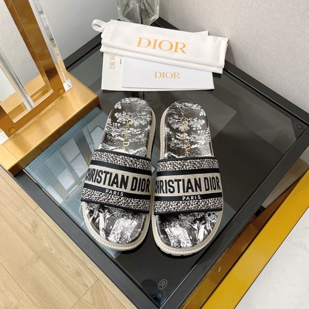 Dior Dway embroidered sandal slides