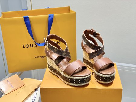 Louis Vuitton Straw WedGes sandal L