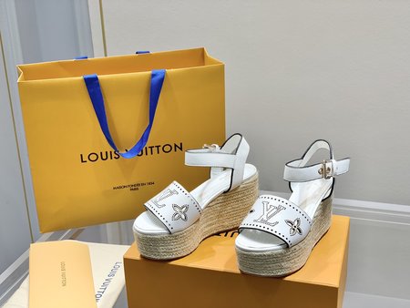 Louis Vuitton Straw WedGes sandal L