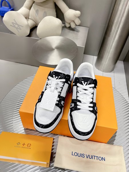 Louis Vuitton Baby Virgin Abloh sneakers