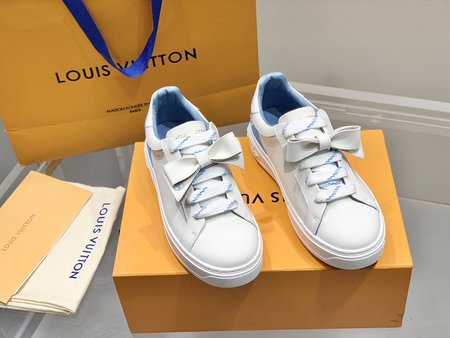 Louis Vuitton L bowknot white shoes