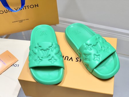 Louis Vuitton Embossed beach sandal slides