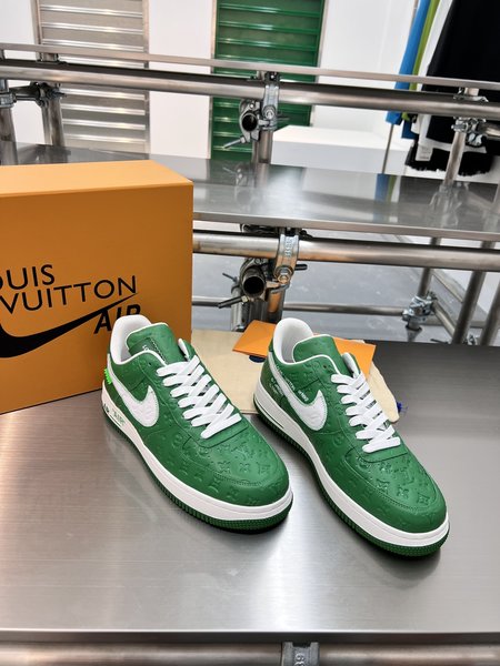 Louis Vuitton joint shoes