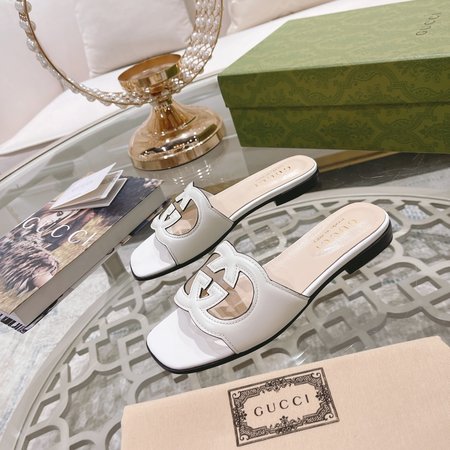 Gucci GG cutout slides
