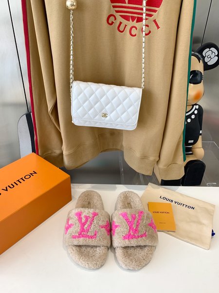 Louis Vuitton teddy fur slippers