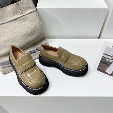 Bottega Veneta calfskin loafers