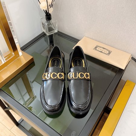 Gucci loafers, small leather shoes