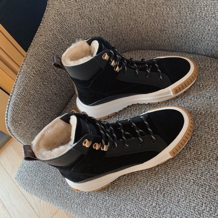 Louis Vuitton high top sneakers