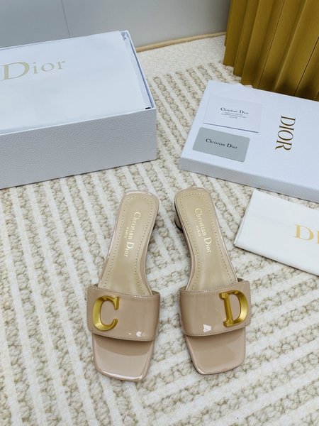 Dior Original cow patent leather square toe half mop