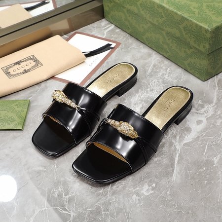 Gucci square toe open toe slippers