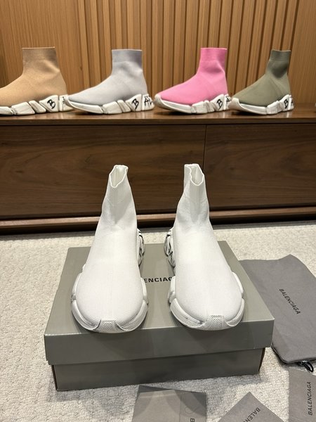 Balenciaga couple socks shoes