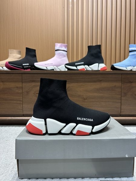 Balenciaga couple socks shoes