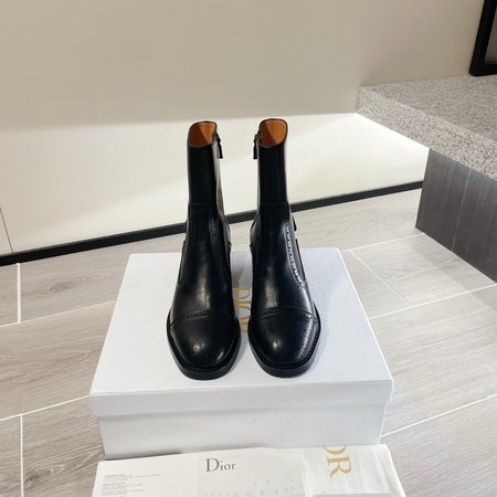 Dior British style brogue toe retro Martin boots