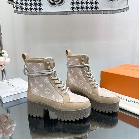 Louis Vuitton Classic high heel Martin boots sand boots series