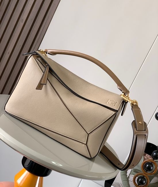 Loewe Puzzle Leather Shoulder Bag 9017168
