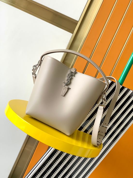 Yves Saint Laurent LE 37 Small Shiny Leather Bucket Bag 749036