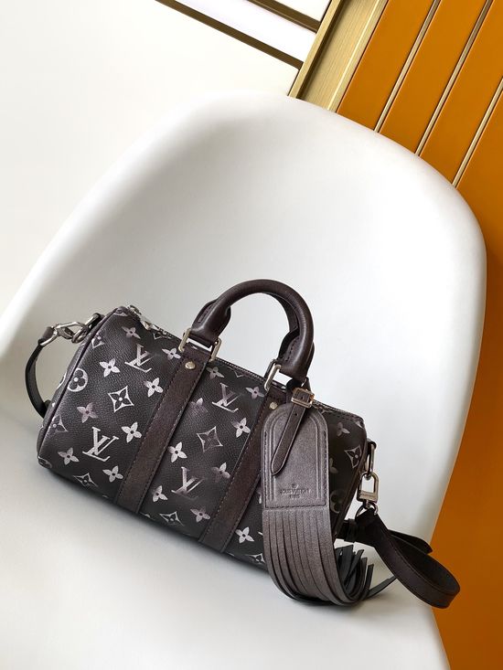 Louis Vuitton Keepall Bandoulière Gradient Handbag M11595
