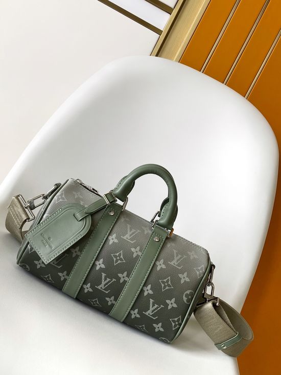 Louis Vuitton Keepall 25 Monogram Eclipse Canvas M46271