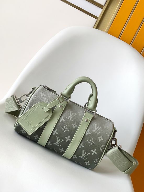 Louis Vuitton Keepall 25 Monogram Eclipse Canvas M46271