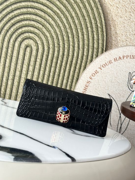 Chanel Embossed Crocodile Pattern Clutch A2217